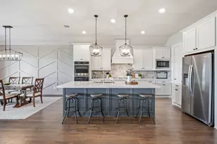 2010 Big Crk Wy, Missouri City, TX 77459 - Photo 11