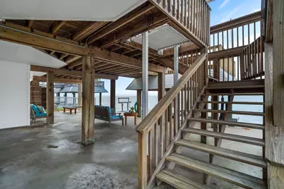 21722 Guadalupe Drive, Galveston, TX 77554 - Photo 9