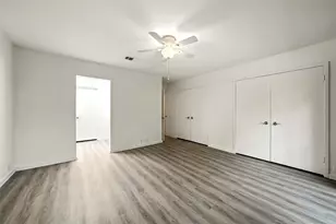 171 Litchfield Ln, Houston, TX 77024 - Photo 35
