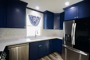 1706 Redwing Bluff Dr, Houston, TX 77009 - Photo 9