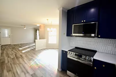 1706 Redwing Bluff Drive, Houston, TX 77009 - Photo 11