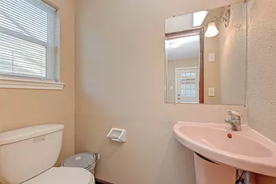 4815 Wind Chimes Drive, Houston, TX 77066 - Photo 11