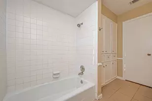 4815 Wind Chimes Dr, Houston, TX 77066 - Photo 17