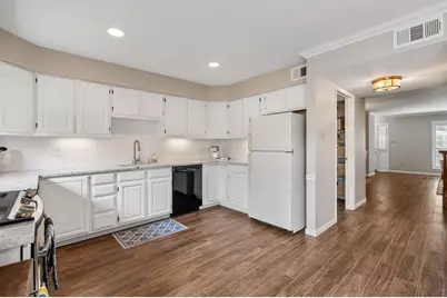 5855 Valley Forge Drive #109, Houston, TX 77057 - Photo 13