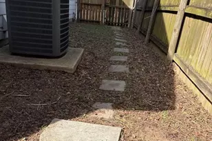 214 N 3rd St, Sealy, TX 77474 - Photo 17