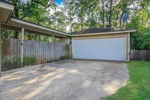 674 Ravensworth Dr, Conroe, TX 77302 - Photo 45