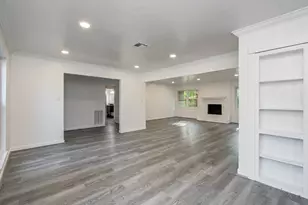 674 Ravensworth Dr, Conroe, TX 77302 - Photo 23