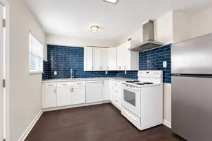 1824 Thonig Rd, Houston, TX 77055 - Photo 9