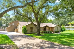 2624 Oak Dr Dr, Bay City, TX 77414 - Photo 3