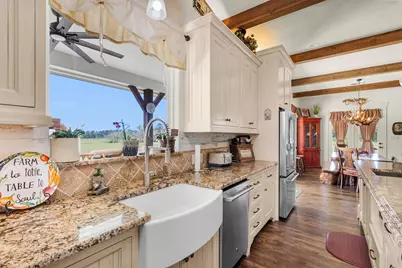 15586 Highway 105 E, Conroe, TX 77306 - Photo 21