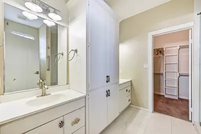 40 Harbor Circle, Tiki Island, TX 77554 - Photo 21