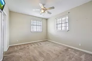 40 Harbor Cir, Tiki Island, TX 77554 - Photo 19