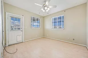 40 Harbor Cir, Tiki Island, TX 77554 - Photo 25