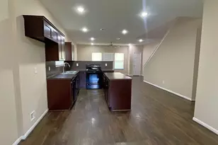 8138 Gallahad St, Houston, TX 77078 - Photo 5