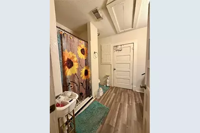 326 W 2nd Street, Freeport, TX 77541 - Photo 15