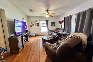 326 W 2nd St, Freeport, TX 77541 - Photo 7