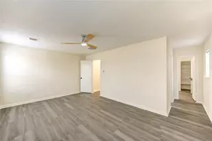 1010 Hummingbird Point Ln, Houston, TX 77090 - Photo 13