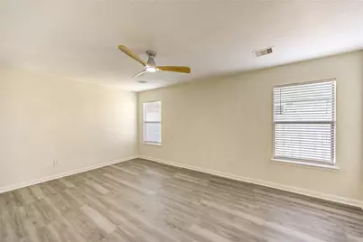 1010 Hummingbird Point Lane, Houston, TX 77090 - Photo 15