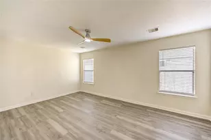 1010 Hummingbird Point Ln, Houston, TX 77090 - Photo 15