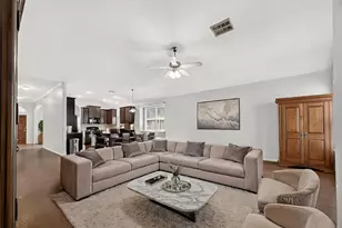10511 Whisper Bluff Dr, Humble, TX 77396 - Photo 13