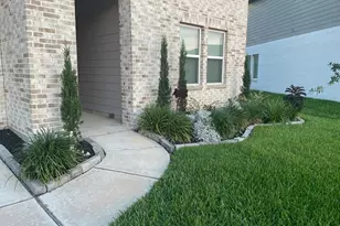 8043 House bank Ln, Rosharon, TX 77583 - Photo 3