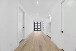 1302 Springrock Ln, Houston, TX 77055 - Photo 3