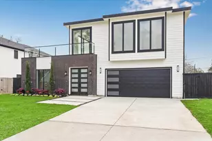 1302 Springrock Ln, Houston, TX 77055 - Photo 1