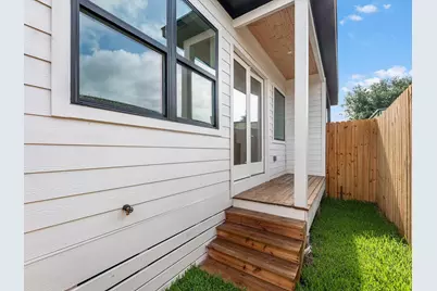 422 E 41st Street, Houston, TX 77022 - Photo 17