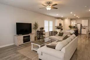 1526 King Rnch Rd, Conroe, TX 77301 - Photo 3