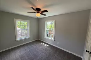 1210 E 33rd St, Houston, TX 77022 - Photo 9