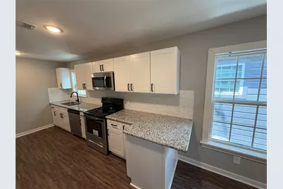 1210 E 33rd Street, Houston, TX 77022 - Photo 3