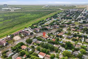 106 Barracuda Ave, Galveston, TX 77550 - Photo 25