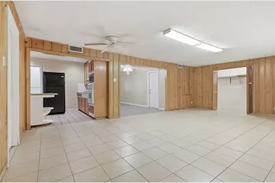 106 Barracuda Avenue, Galveston, TX 77550 - Photo 5