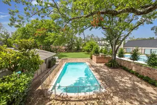 626 Rocky River Rd, Houston, TX 77056 - Photo 17