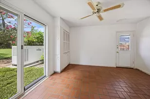 626 Rocky River Rd, Houston, TX 77056 - Photo 29
