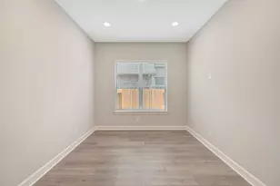 12134 Jacob Ln, Mont Belvieu, TX 77523 - Photo 15