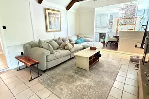 354 S Amherst Dr, West Columbia, TX 77486 - Photo 9