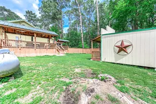 100 Magnolia Pl, Coldspring, TX 77331 - Photo 37
