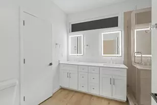 203 Danna Ln, Houston, TX 77009 - Photo 15