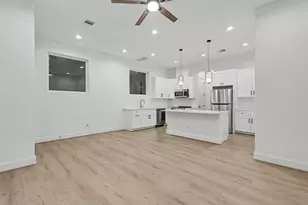 203 Danna Ln, Houston, TX 77009 - Photo 3