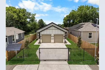 4335 Alvin Street #A/B, Houston, TX 77051 - Photo 3