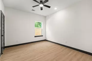 4335 Alvin St, Houston, TX 77051 - Photo 33