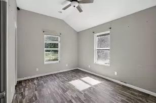 13031 Timber Ridge Dr, Dayton, TX 77535 - Photo 9