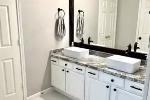 5527 Bertellis Ln, Houston, TX 77091 - Photo 13