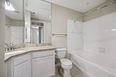 5353 Memorial Drive #1008, Houston, TX 77007 - Photo 13