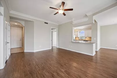 5353 Memorial Drive #1008, Houston, TX 77007 - Photo 7