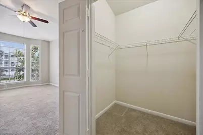 5353 Memorial Drive #1008, Houston, TX 77007 - Photo 9