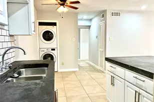 2750 Holly Hall St, Houston, TX 77054 - Photo 5