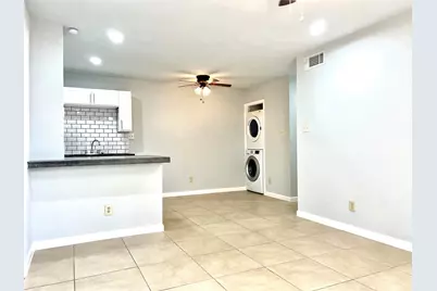 2750 Holly Hall Street #605, Houston, TX 77054 - Photo 7