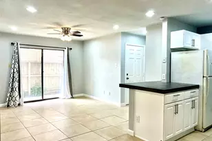 2750 Holly Hall St, Houston, TX 77054 - Photo 3